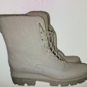 🥾 Sam Edelman Garret Waterproof Lace-Up Boots EUC Women's 10M Cream Leather 🤍